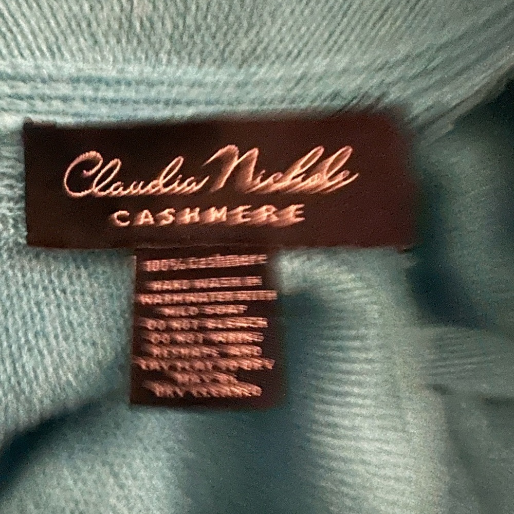 Claudia Nichole 100% Cashmere Turquoise Poncho Wrap OS Luxury Sweater - Picture 2 of 9